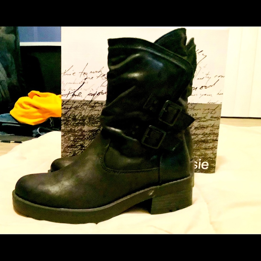kensie Boots